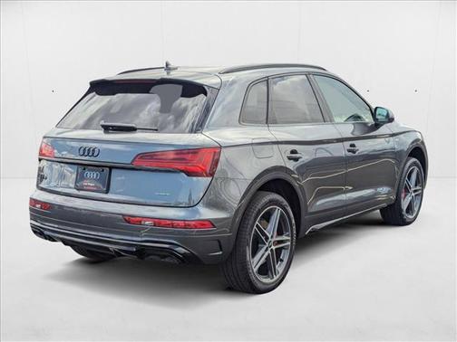 2025 Audi Q5 55 S line Premium Plus