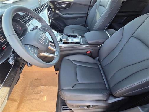 2026 Audi Q7 55 Premium Plus