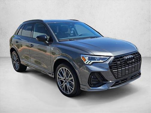 Daytona Gray Pearl Effect 2025 Audi Q3 45 S line Premium Plus