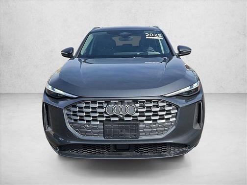 2025 Audi Q5 Premium TFSI quattro S tronic