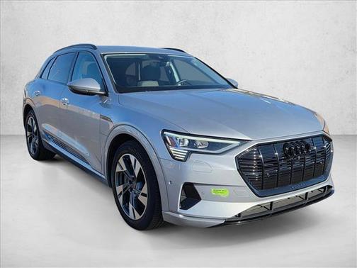 2023 Audi e-tron Premium quattro