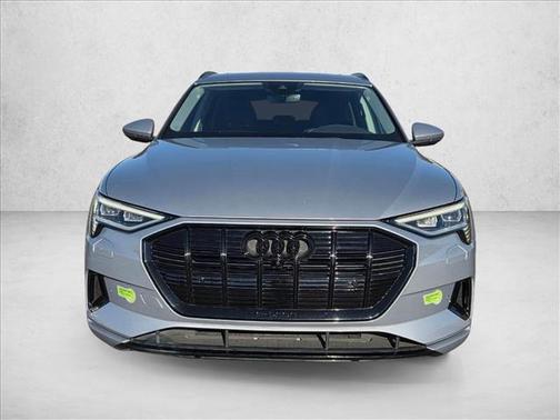 2023 Audi e-tron Premium quattro