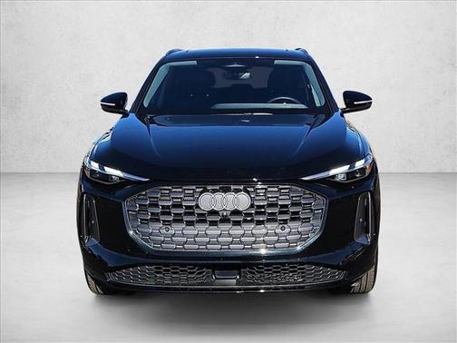 2025 Audi Q5 Premium TFSI quattro S tronic