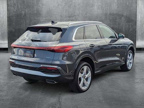 2025 Audi Q5 Premium Plus