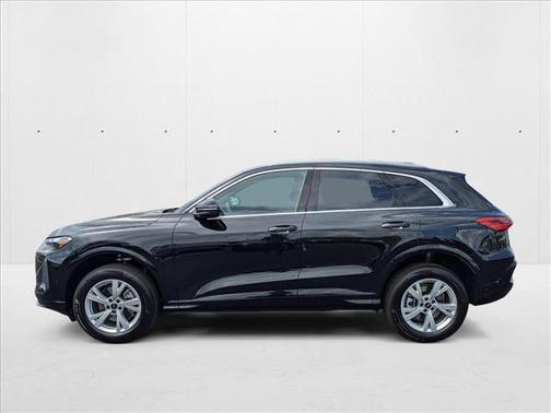 2025 Audi Q5 Premium