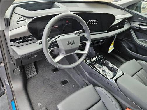 2025 Audi Q6 e-tron Premium Plus quattro