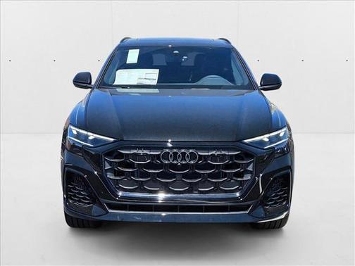 2025 Audi Q8 55 Premium Plus