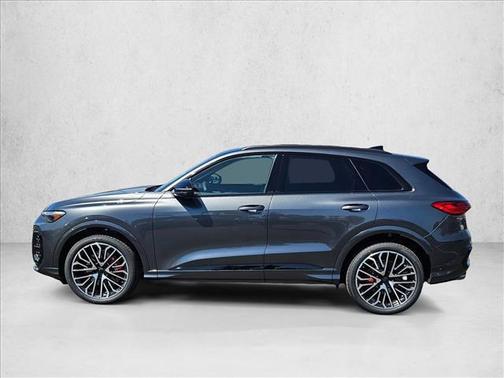 Daytona Gray Metallic 2026 Audi SQ5 3.0T Prestige