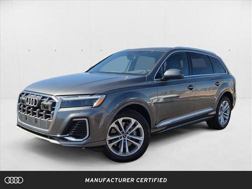 2025 Audi Q7 45 Premium Plus