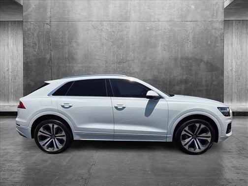 2019 Audi Q8 3.0T Premium Plus