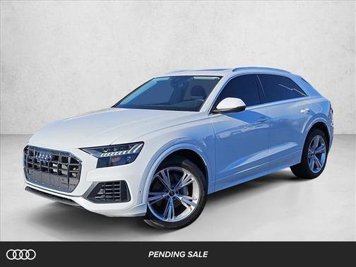 2023 Audi Q8 55 Premium