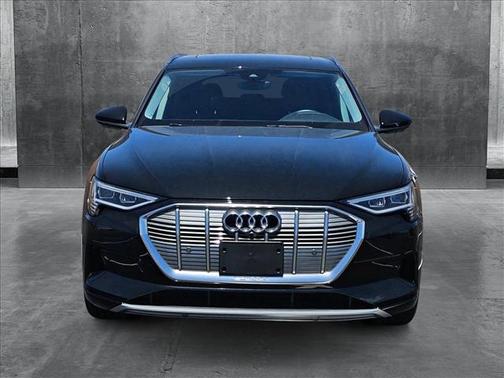 2023 Audi e-tron Premium Plus quattro