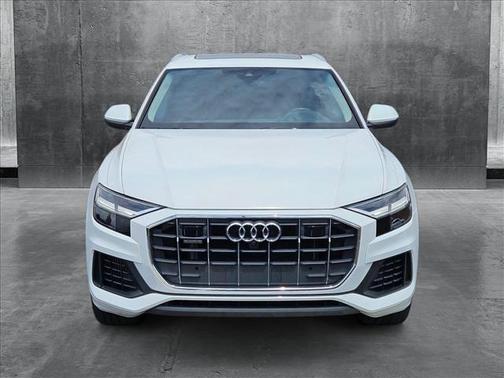 2022 Audi Q8 55 Premium Plus
