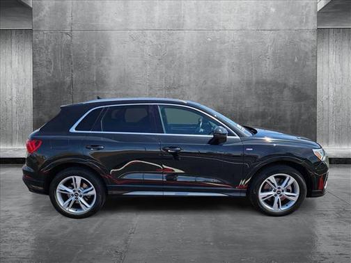 2022 Audi Q3 45 S line Premium Plus