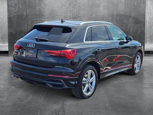 2022 Audi Q3 45 S line Premium Plus