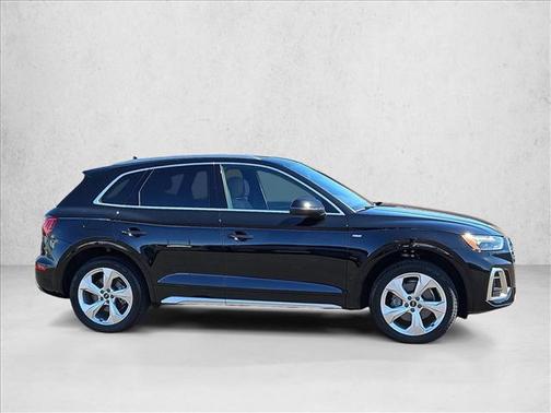 2025 Audi Q5 45 S line Premium Plus