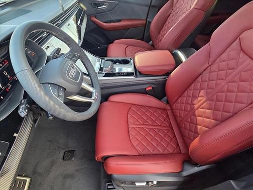 2026 Audi SQ7 4.0T Premium Plus