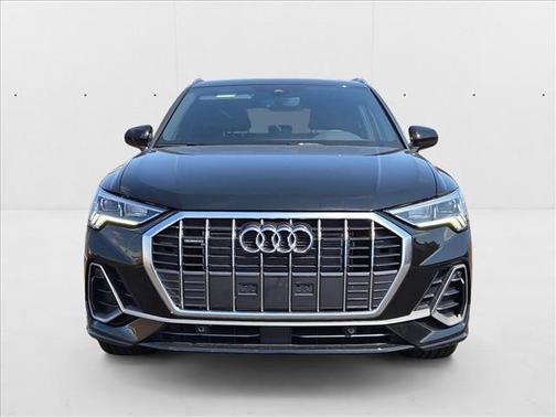 2024 Audi Q3 Premium 45 TFSI S line quattro Tiptronic