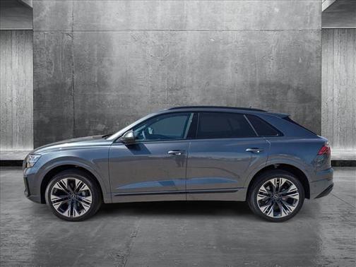 2025 Audi Q8 55 Premium Plus
