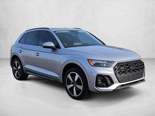 2022 Audi Q5 45 S line Premium Plus