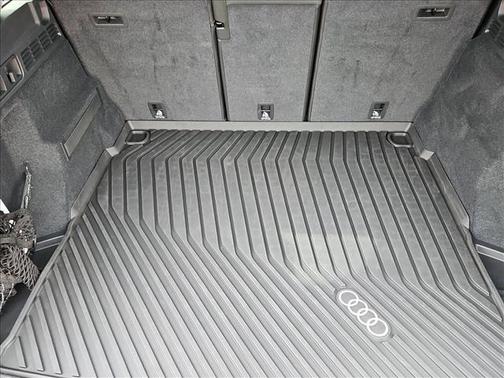 2025 Audi Q5 Premium TFSI quattro S tronic