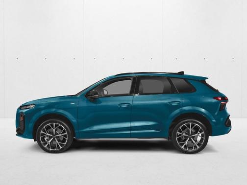 Malpelo Blue Metallic 2026 Audi Q3 TFSI quattro S tronic