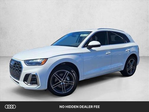 Arkona White 2025 Audi Q5 55 S line Premium