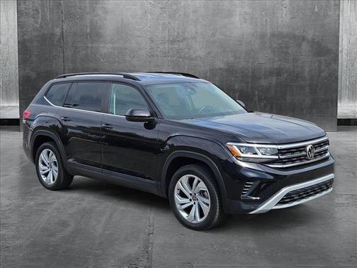 2022 Volkswagen Atlas 3.6L SE w/Technology
