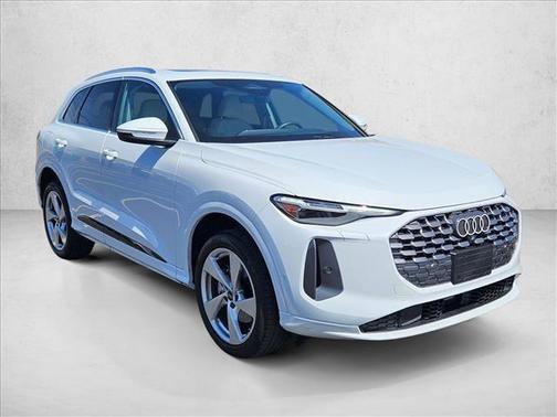 White 2025 Audi Q5 Premium Plus TFSI quattro S tronic