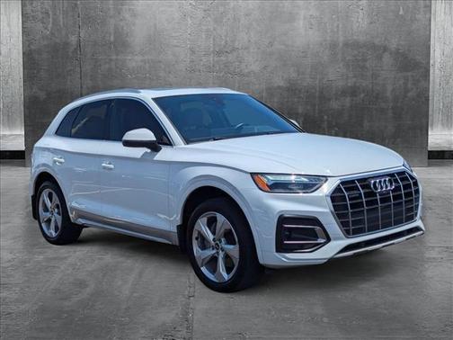 2021 Audi Q5 45 Premium Plus