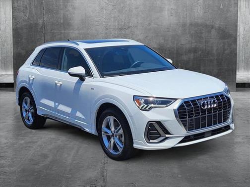 2024 Audi Q3 45 S line Premium Plus