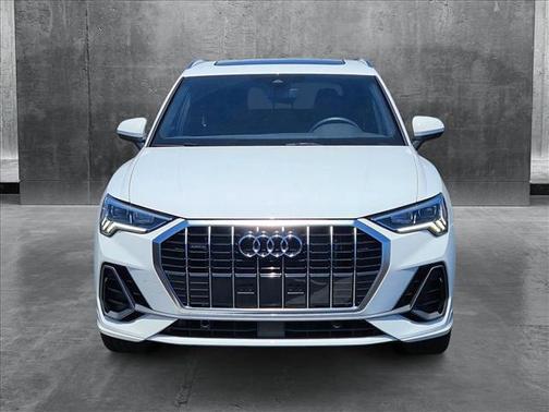 2024 Audi Q3 45 S line Premium Plus