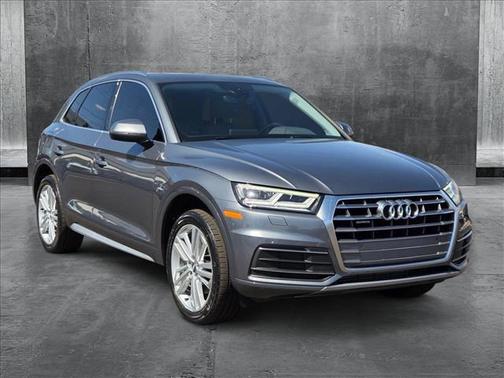 2020 Audi Q5 45 Premium Plus