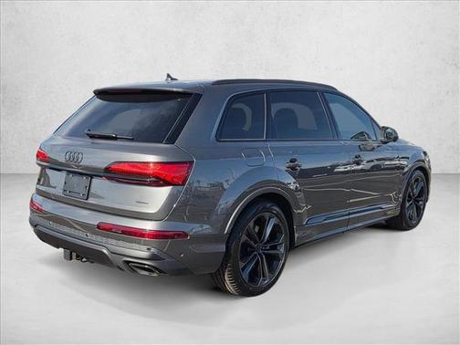 2026 Audi Q7 55 Premium Plus