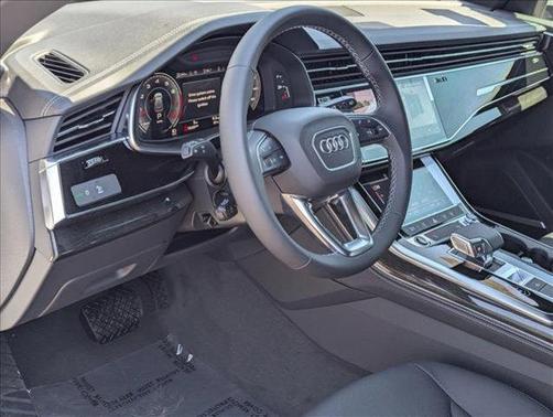 2025 Audi Q8 55 Premium Plus