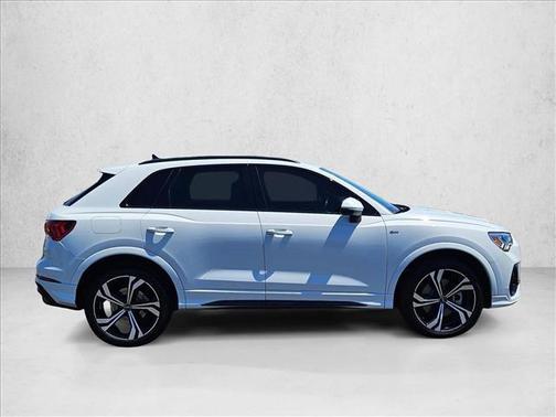 Glacier White Metallic 2024 Audi Q3 45 S line Premium Plus