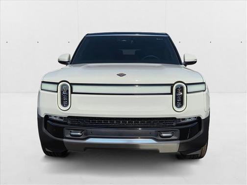 2023 Rivian R1S Adventure