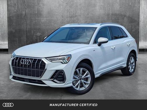 2024 Audi Q3 Premium 45 TFSI S line quattro Tiptronic