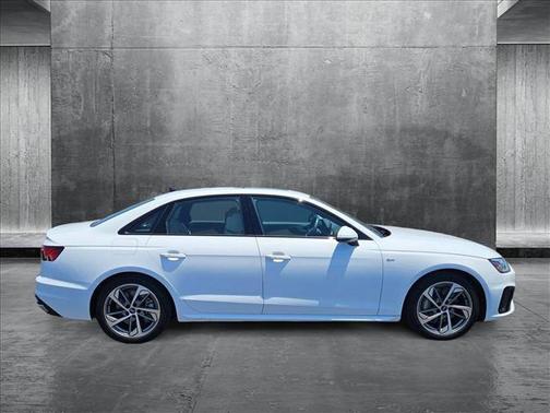 2025 Audi A4 45 S line Premium