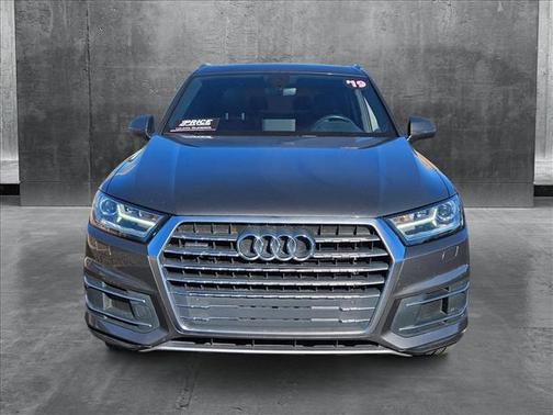 2019 Audi Q7 45 Premium