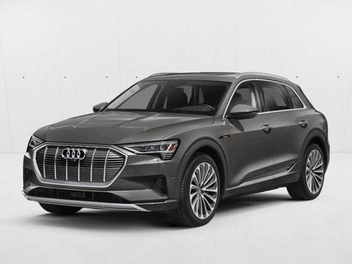 Chronos Gray 2023 Audi e-tron Premiumwe