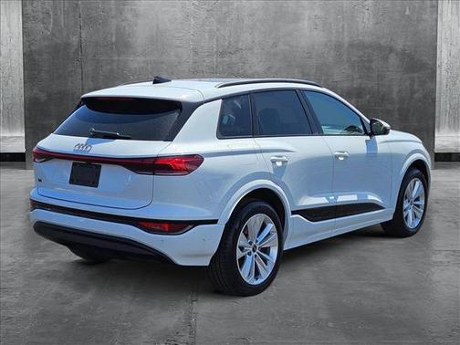 2025 Audi Q6 e-tron Premium