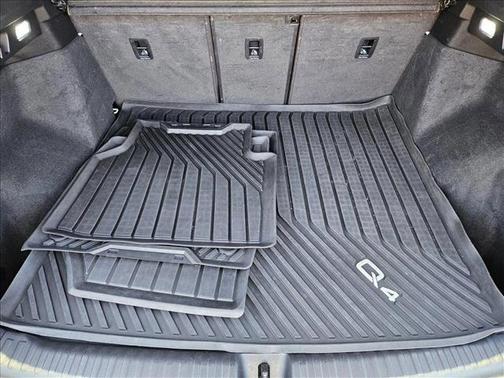 2023 Audi Q4 e-tron Premium Plus 40 RWD