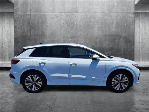2023 Audi Q4 e-tron Premium Plus 40 RWD