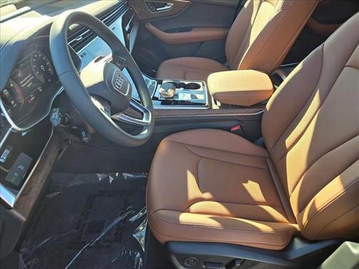 2025 Audi Q7 45 Premium Plus