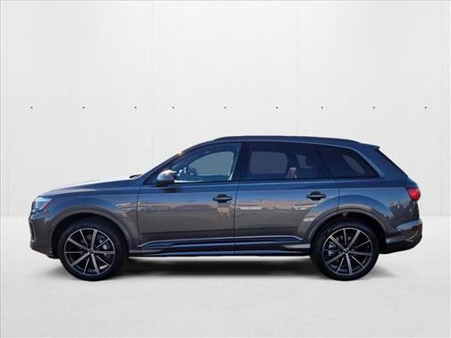 2025 Audi Q7 45 Premium Plus