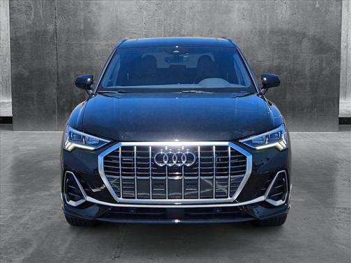 2024 Audi Q3 45 S line Premium Plus