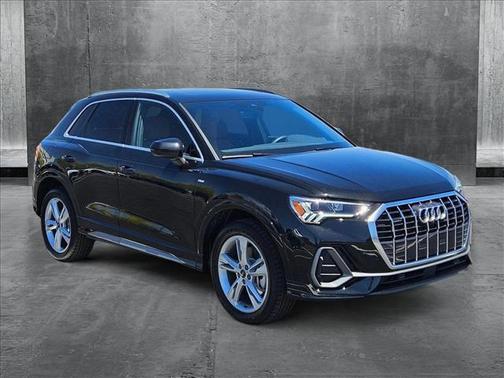 2024 Audi Q3 45 S line Premium Plus