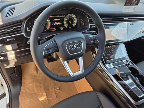 2026 Audi Q7 45 Premium