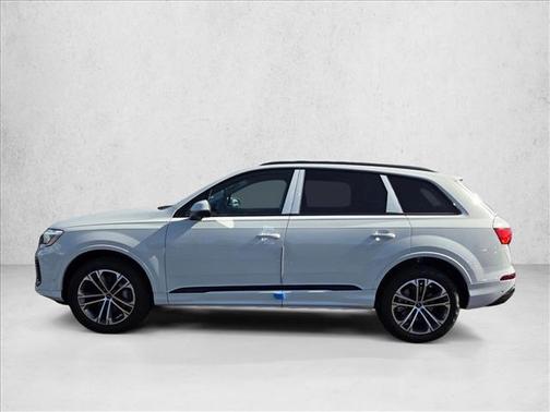 2026 Audi Q7 45 Premium